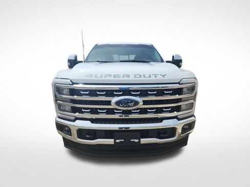 Certified 2024 Ford F250 Lariat AWD/4WD image 2