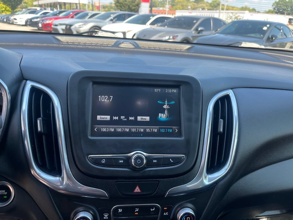 Used 2018 Chevrolet Equinox LT FWD image 18
