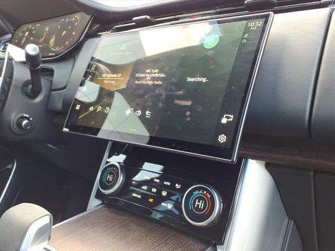 Used 2023 Land Rover Range Rover SE image 15