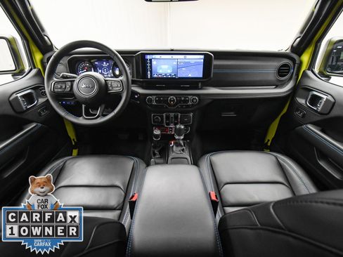 Used 2024 Jeep Wrangler Unlimited Rubicon 4xe image 12