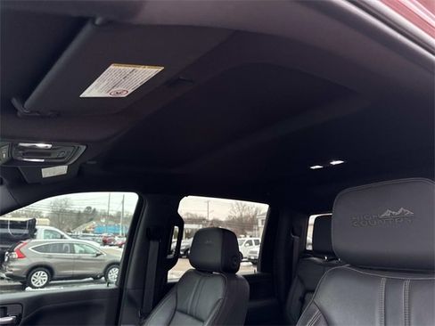 Used 2020 Chevrolet Silverado 2500 High Country image 32