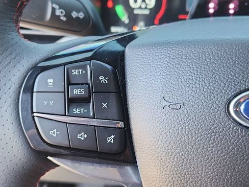 Used 2026 Ford Explorer ST-Line w/ ST-Line Street Pack AWD/4WD image 18