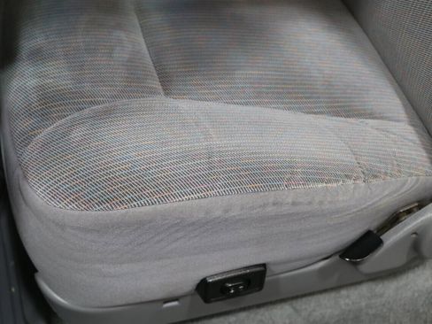 Used 1995 Ford F250 XLT image 64