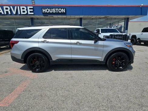Used 2021 Ford Explorer ST w/ Equipment Group 401A AWD/4WD image 8