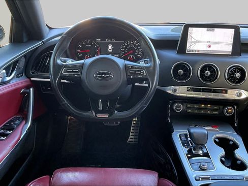Used 2018 Kia Stinger GT2 AWD/4WD image 7