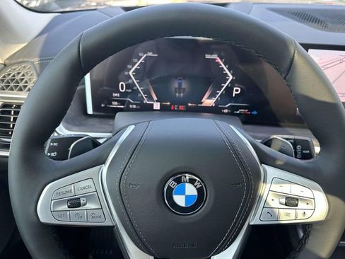 New 2026 BMW X7 xDrive40i w/ Premium Package AWD/4WD image 15