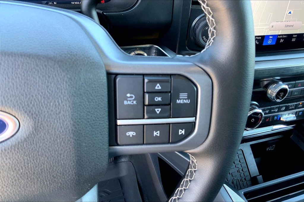 Used 2025 Ford F350 Lariat w/ Lariat Ultimate Package AWD/4WD image 18