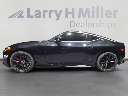 New 2025 Nissan Z Performance w/ Floor Mat Package image 2