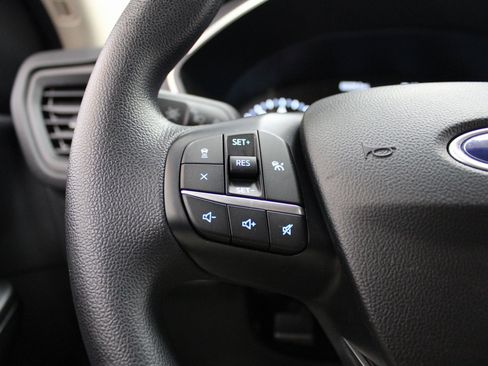 Used 2020 Ford Escape SE image 36