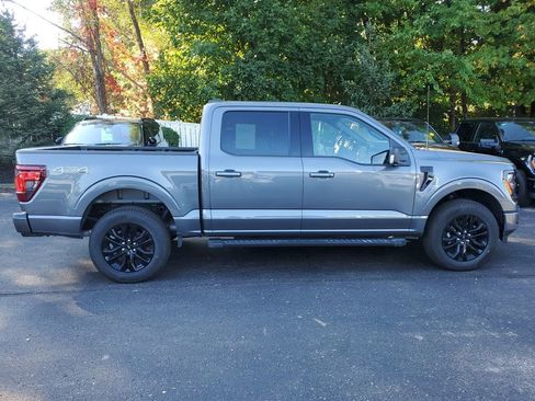 New 2025 Ford F150 XLT w/ Equipment Group 302A MID image 32