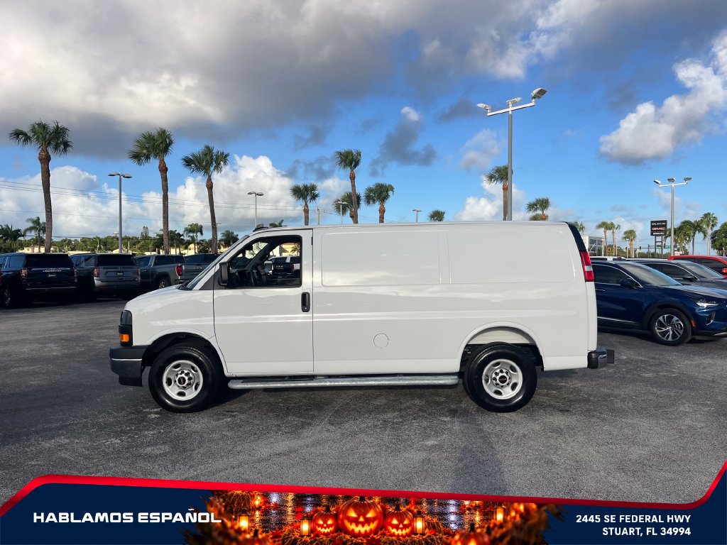 Used 2025 GMC Savana 2500 w/ Driver Convenience Package RWD image 8