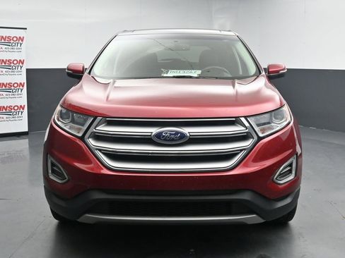 Used 2018 Ford Edge Titanium w/ Equipment Group 301A AWD/4WD image 3