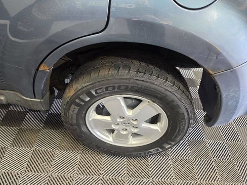 Used 2011 Ford Escape XLT FWD image 24