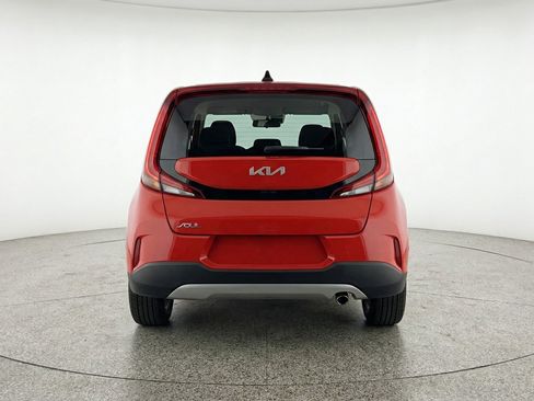 Used 2025 Kia Soul LX w/ LX Technology Package image 7