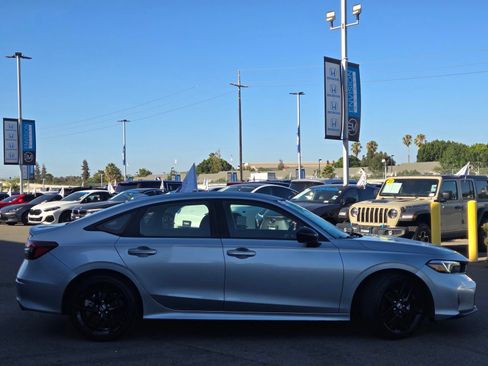 Used 2025 Honda Civic Sport image 8
