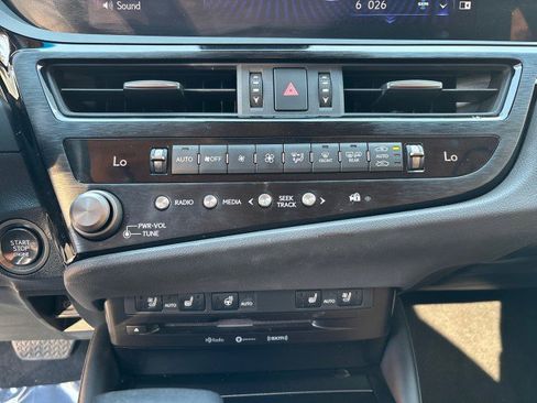 Used 2022 Lexus ES 350 w/ Premium Package image 20