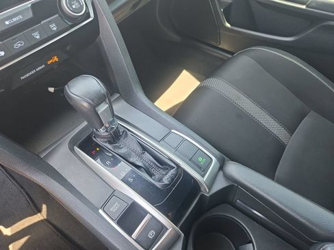 Used 2020 Honda Civic Sport image 23