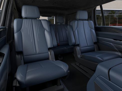 New 2025 Cadillac Escalade IQ Luxury 2 image 17