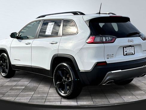 Used 2022 Jeep Cherokee Limited image 4