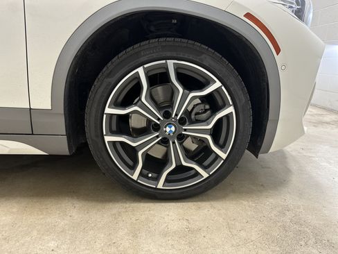 Used 2018 BMW X2 xDrive28i w/ M SportX Package AWD/4WD image 13