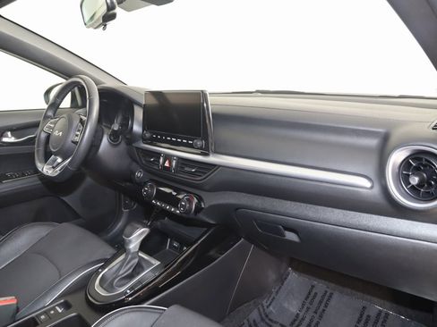 Used 2022 Kia Forte GT-Line w/ GT-Line Technology Package image 48