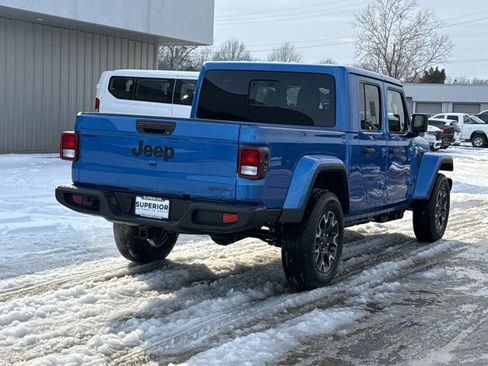 New 2026 Jeep Gladiator Sport image 3
