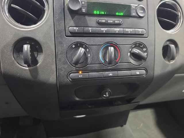 Used 2006 Ford F150 XLT AWD/4WD image 9