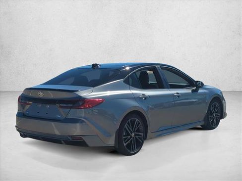 Used 2025 Toyota Camry XSE image 5