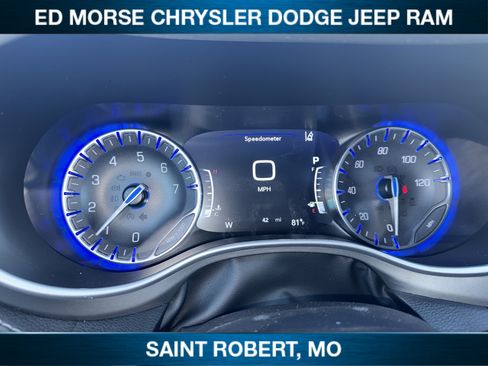 New 2027 Chrysler Pacifica Select AWD/4WD image 14