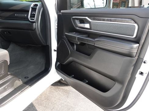 Used 2023 RAM 1500 Big Horn AWD/4WD image 33