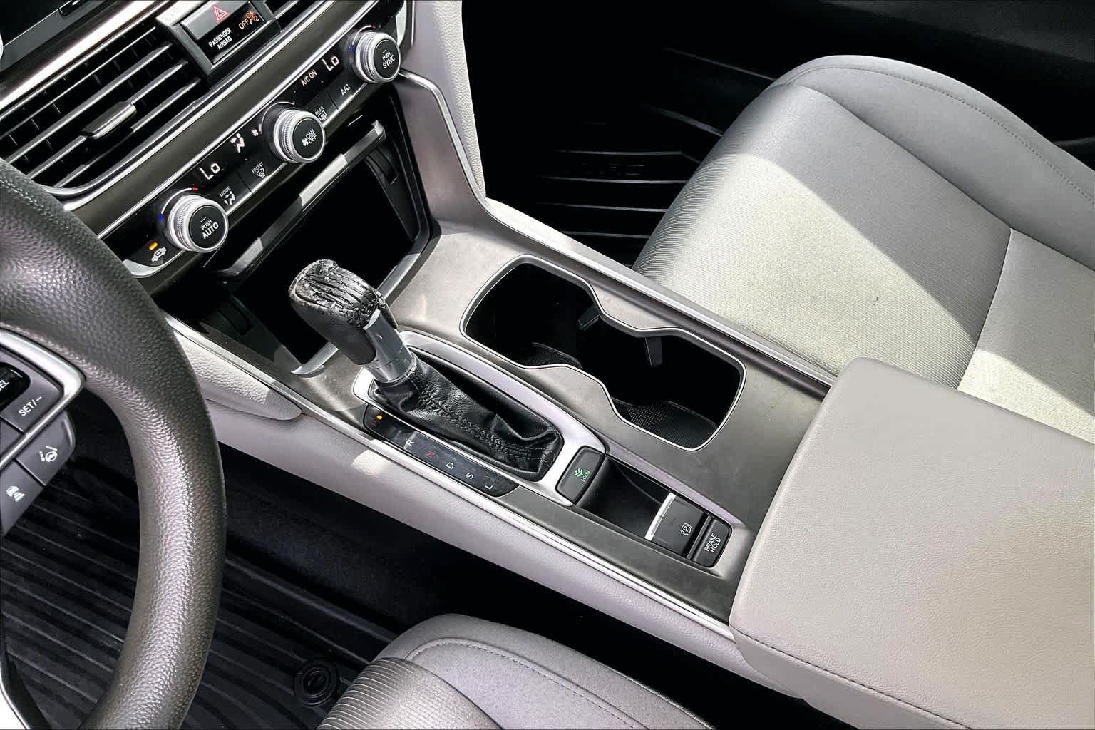 Used 2019 Honda Accord LX image 17
