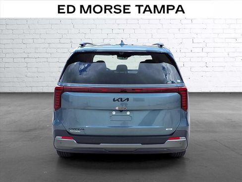 Used 2026 Kia Carnival SX Prestige FWD image 4