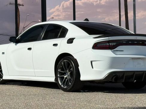 Used 2021 Dodge Charger Scat Pack RWD image 7