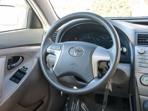 Used 2008 Toyota Camry LE image 12