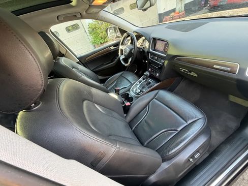 Used 2017 Audi Q5 2.0T Premium Plus w/ Technology Package AWD/4WD image 37
