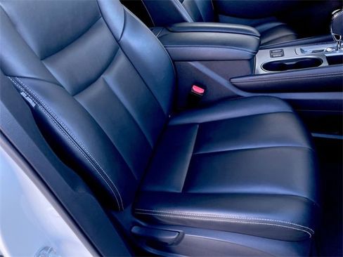 Used 2024 Nissan Murano SV image 25