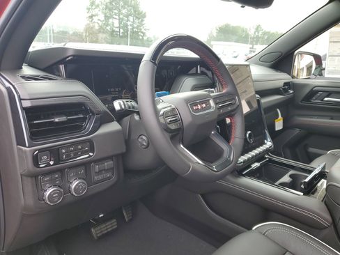 New 2026 GMC Yukon AT4 Ultimate image 18