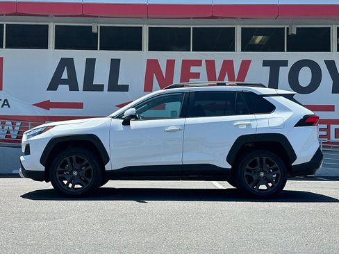 Used 2024 Toyota RAV4 Adventure AWD/4WD image 2