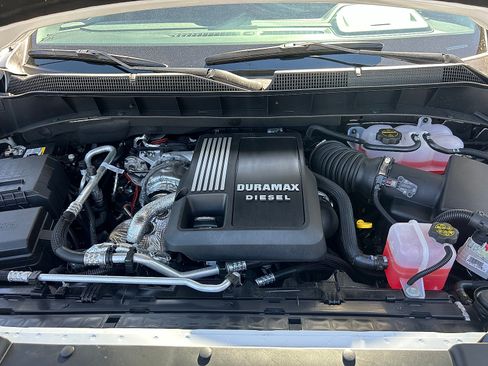 New 2026 Chevrolet Silverado 1500 LT AWD/4WD image 32