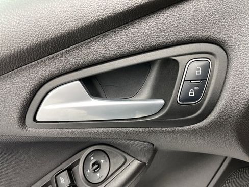 Used 2017 Ford Focus SE image 21