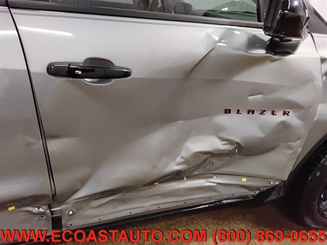 Used 2024 Chevrolet Blazer LT w/ Redline Edition FWD image 17