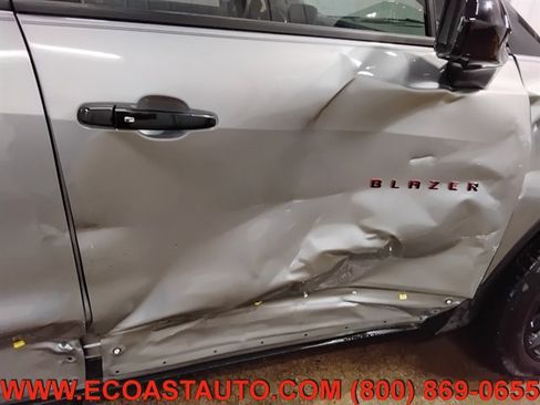 Used 2024 Chevrolet Blazer LT w/ Redline Edition image 17