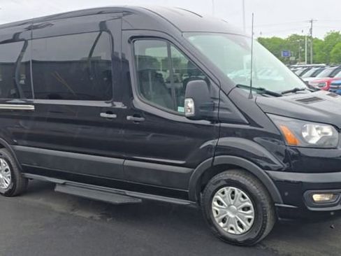 Certified 2024 Ford Transit 350 XLT RWD image 3