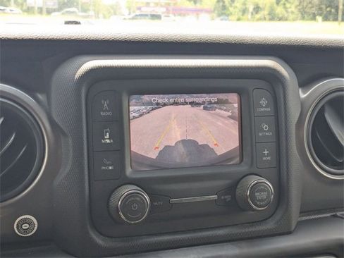 Certified 2021 Jeep Wrangler Sport image 27