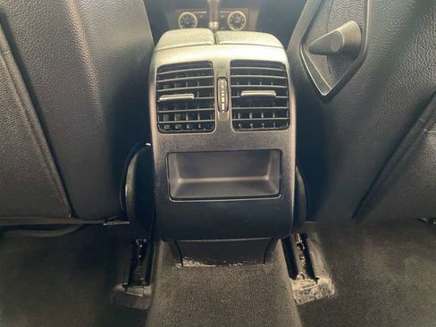 Used 2011 Mercedes-Benz GLK 350 2WD w/ Premium 1 Pkg image 22