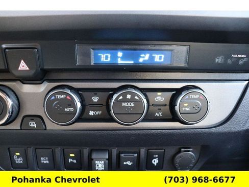 Used 2023 Toyota Tacoma TRD Off-Road image 18