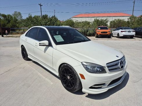 Used 2011 Mercedes-Benz C 300 4MATIC Sedan w/ Multimedia Pkg image 4