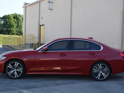 Used 2021 BMW 330i xDrive Sedan w/ Driving Assistance Package AWD/4WD image 10