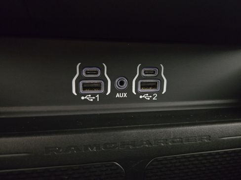 Used 2025 RAM 1500 Big Horn AWD/4WD image 29