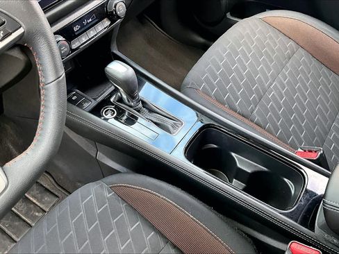 Certified 2023 Nissan Kicks SR image 17